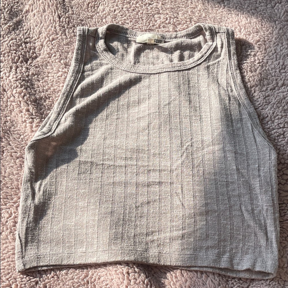 Wilfred Taupe Ribbed Crop Tank